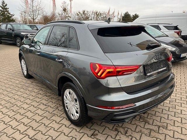 Gebraucht Audi Q3 S-Line 190 PS (139 kW) 2024 Grau SUV