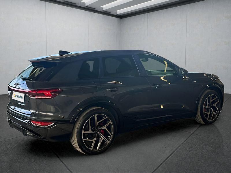 Gebraucht Audi Q6 e-tron S-Line 185 kW (252 PS) 2025 Grau SUV