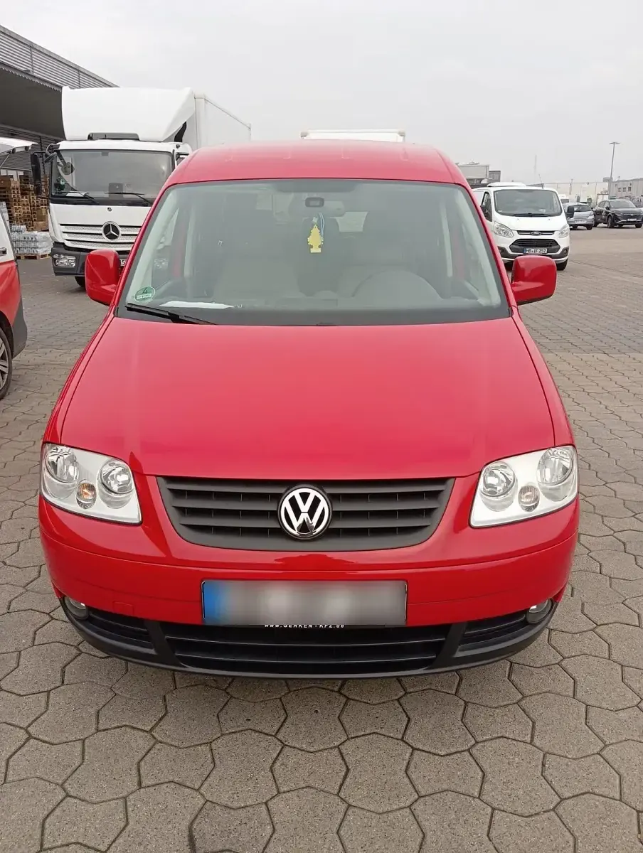 Gebraucht VW Caddy 102 PS (75 kW) 2010 Rot Van / Kleinbus