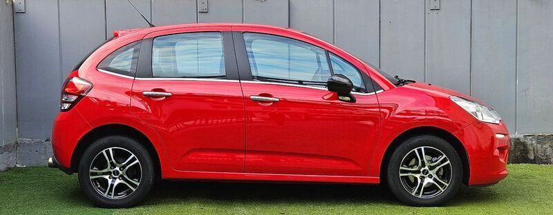 Gebraucht Citroën C3 SELECTION 68 PS (50 kW) 2016 Rot Kleinwagen