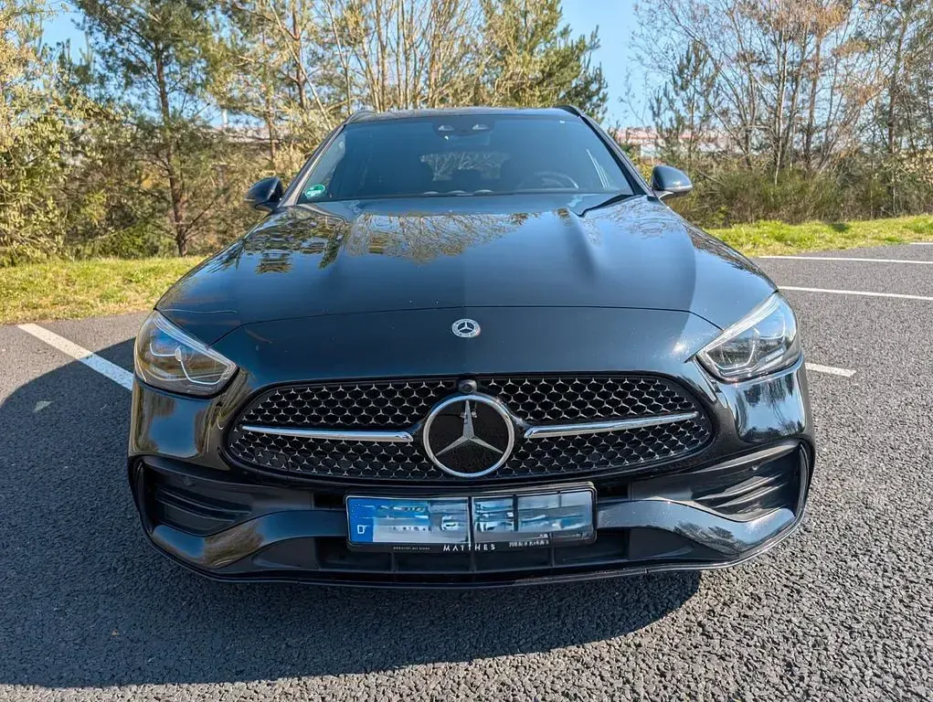 Gebraucht Mercedes C220 AMG 200 PS (147 kW) 2023 Schwarz Limousine