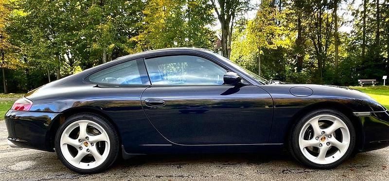 Blau Gebraucht 2003 Porsche 911 Carrera Coupé | 40.000 € (Guter Preis) - Bild 1/4