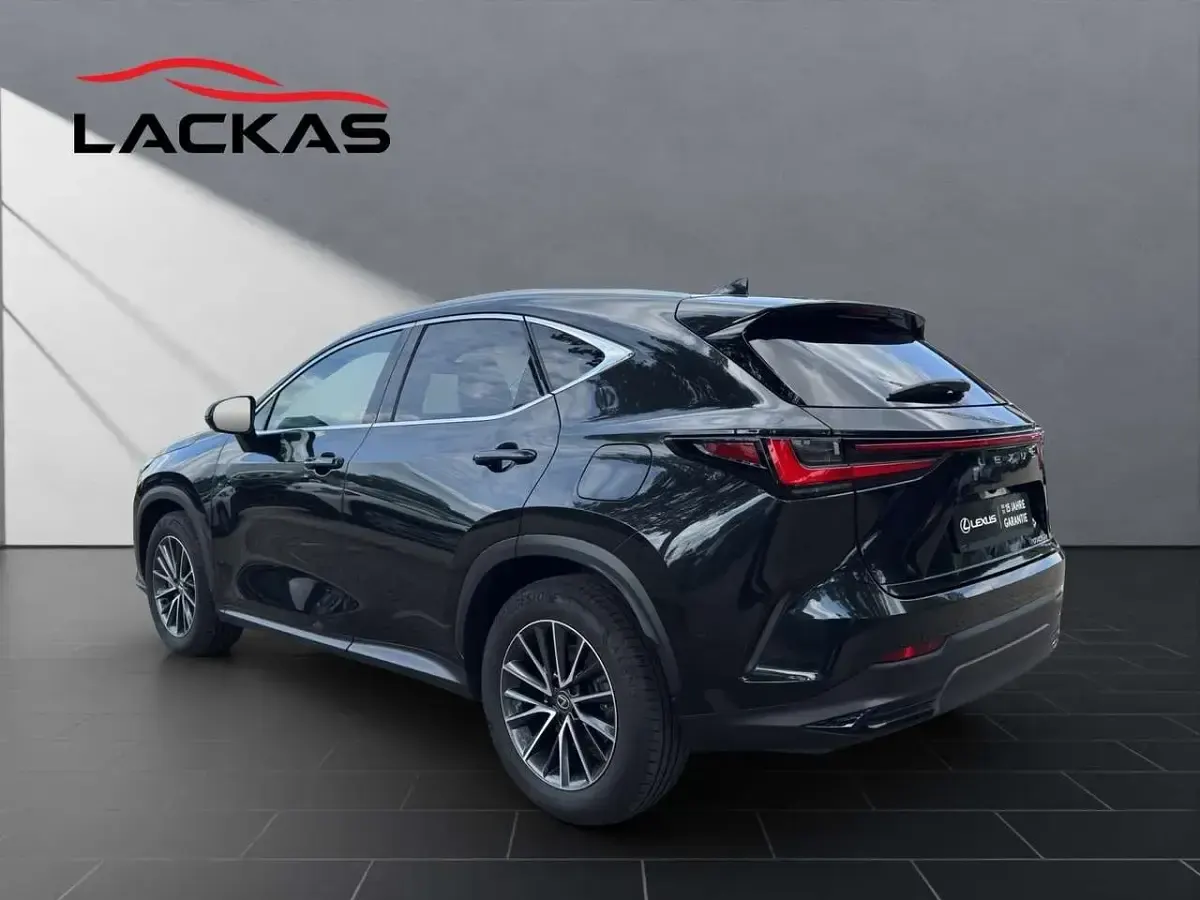 Gebraucht Lexus NX450h+ E-FOUR 292 PS (214 kW) 2024 Schwarz SUV
