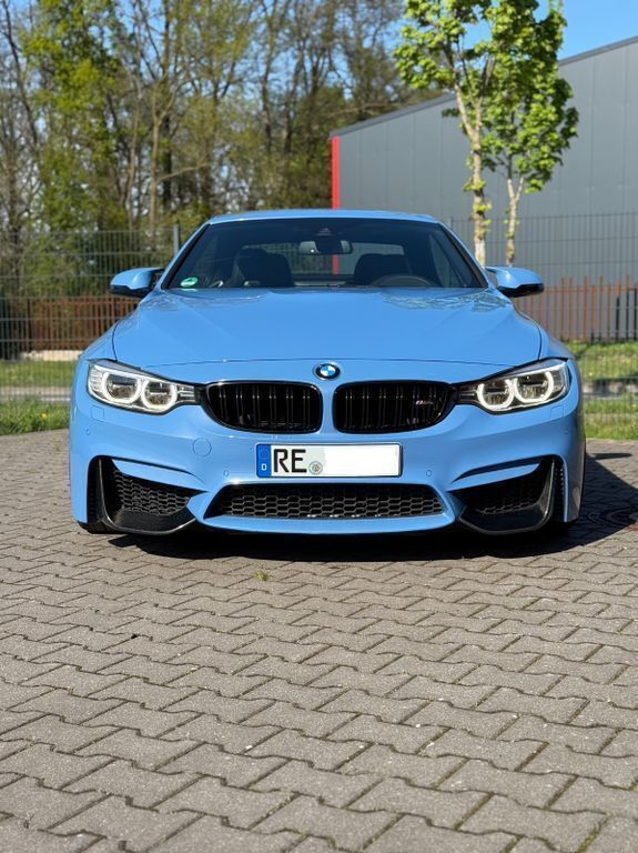 Blau Gebraucht 2015 BMW M4 Cabriolet Sport Line Cabrio | 41.999 € (Fairer Preis) - Bild 1/4