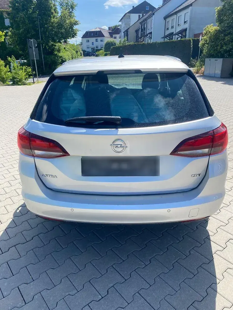 Gebraucht Opel Astra Dynamic 110 PS (80 kW) 2018 Grau Kombi