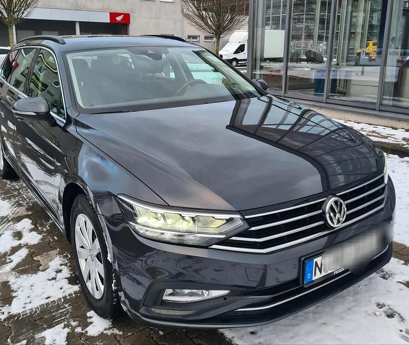 Gebraucht VW Passat Business 150 PS (110 kW) 2020 Schwarz Kombi