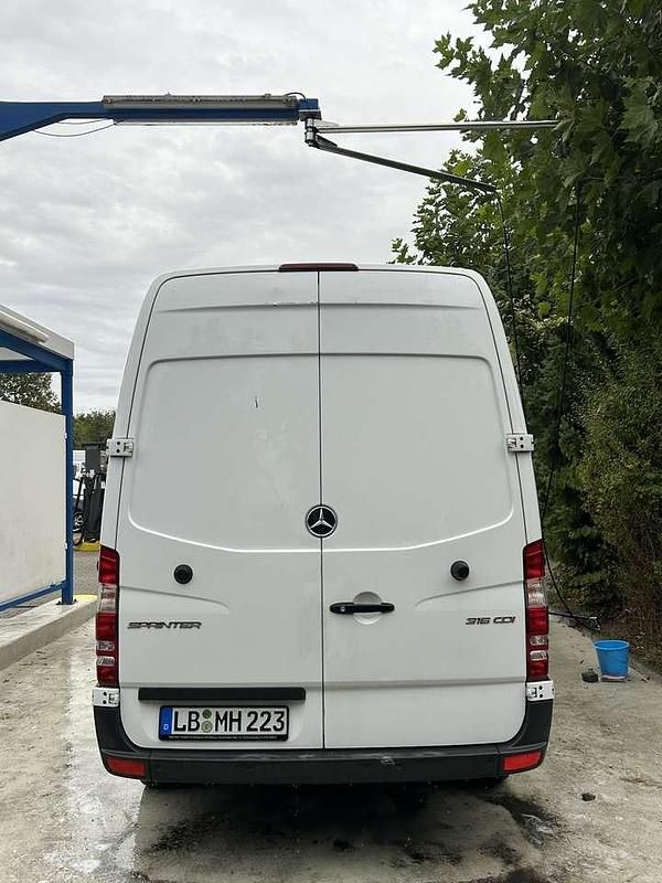 Gebraucht Mercedes Sprinter 163 PS (119 kW) 2017 Weiß Van
