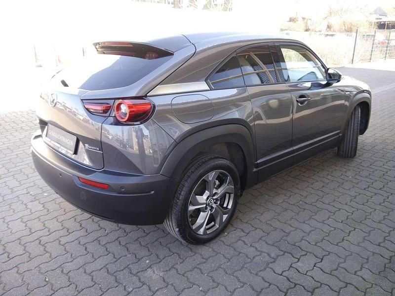 Gebraucht Mazda MX30 Ad'Vantage 106 kW (145 PS) 2023 Machine grey 46g SUV