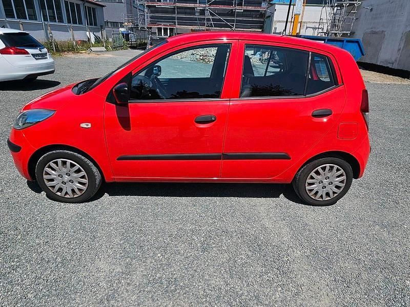 Rot Gebraucht 2010 Hyundai i10 Kleinwagen | 2.400 € (Fairer Preis) - Bild 1/4