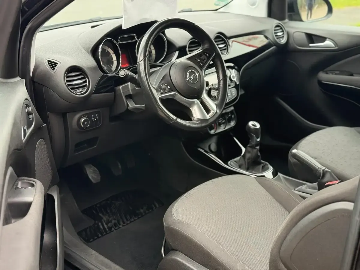 Używany Opel Adam Jam 87 KM (63 kW) 2016 Czarny Hatchback