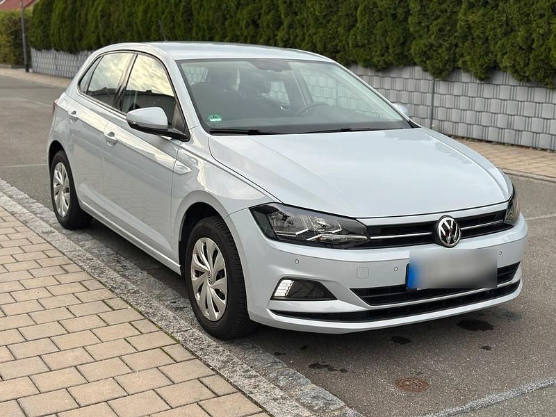 Weiß Gebraucht 2020 VW Polo Limousine | 14.790 € (Superpreis) - Bild 1/4