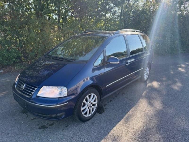 Blau Gebraucht 2008 VW Sharan Van / Kleinbus | 5.500 € (Teuer) - Bild 1/4