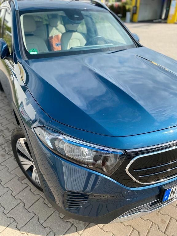 Blau Gebraucht 2022 Mercedes EQB300 Progressive SUV | 30.500 € (Guter Preis) - Bild 1/4