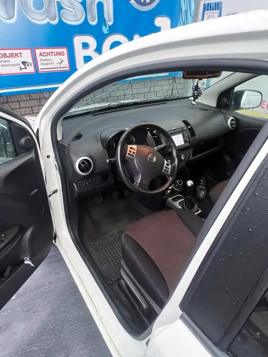 Gebraucht Nissan Note 90 PS (66 kW) 2009 Weiß Kleinwagen