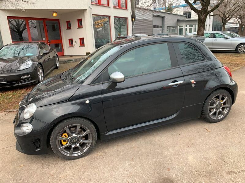 Schwarz Gebraucht 2018 Abarth 595 Turismo Kleinwagen | 15.850 € (Guter Preis) - Bild 1/4