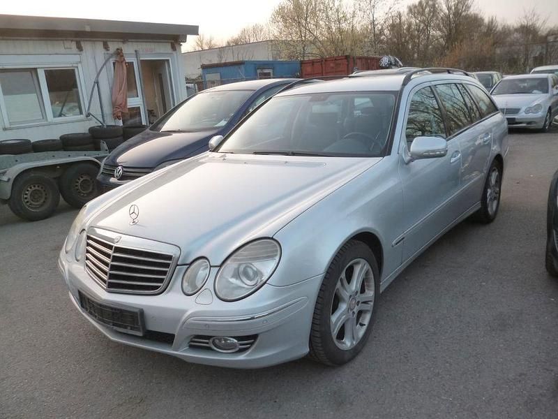 Gebraucht Mercedes E200 184 PS (135 kW) 2007 Silber Kombi