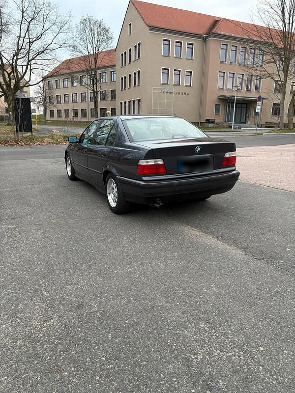 Gebraucht BMW 316 102 PS (75 kW) 1998 Grau Limousine