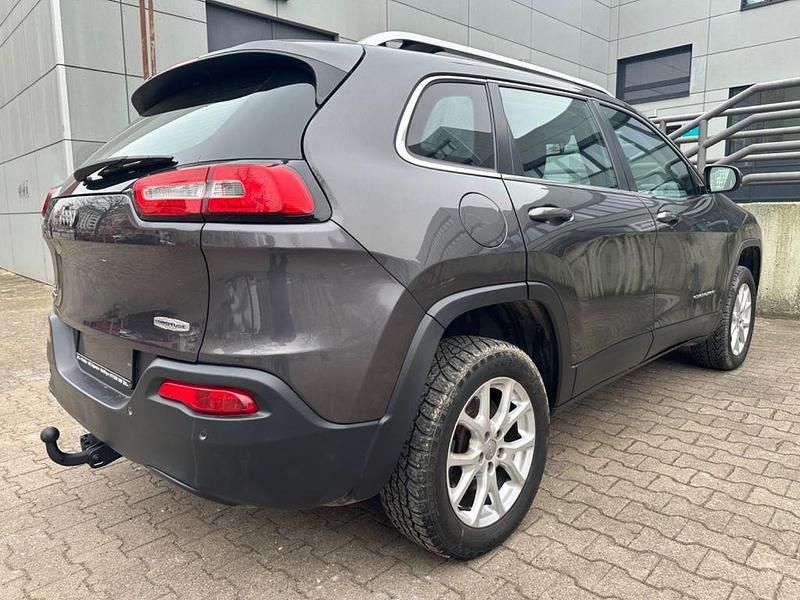 Gebraucht Jeep Cherokee 140 PS (102 kW) 2015 Grau SUV