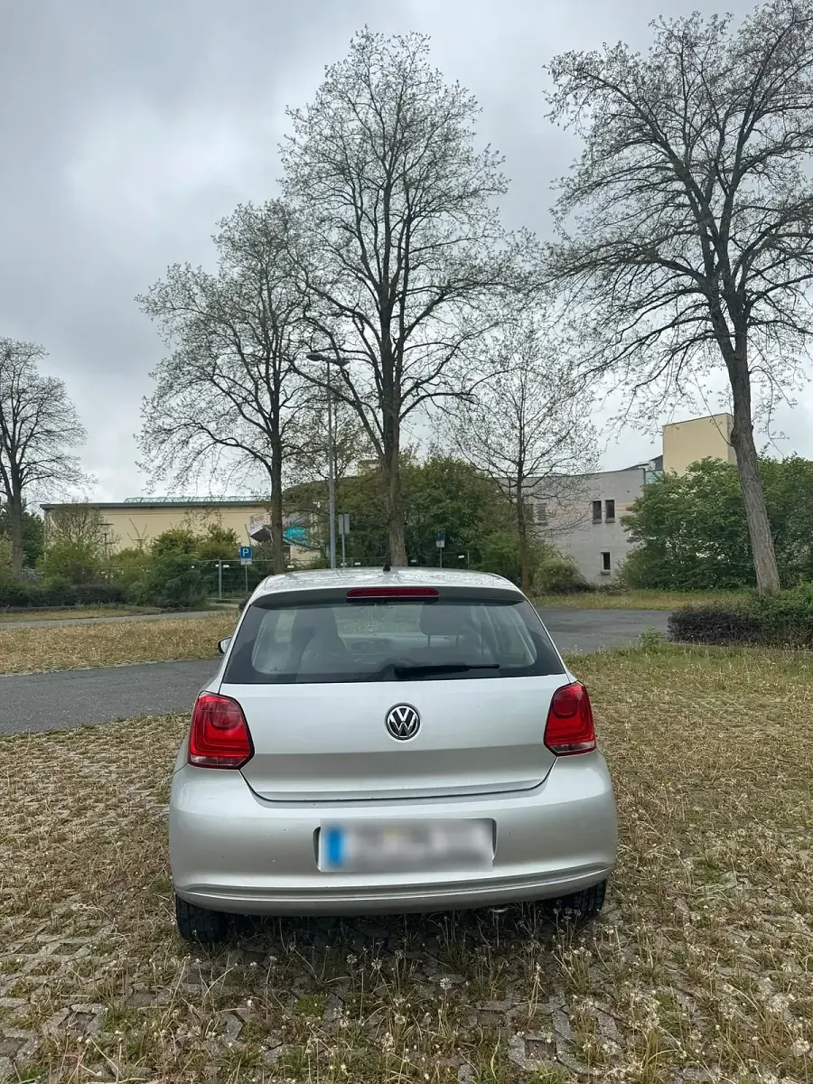 Second-hand VW Polo 90 CP (66 kW) 2009 Argintiu Hatchback