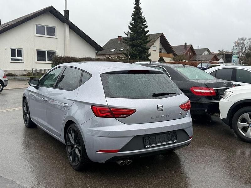Gebraucht Seat Leon FR 150 PS (110 kW) 2020 Silber Limousine