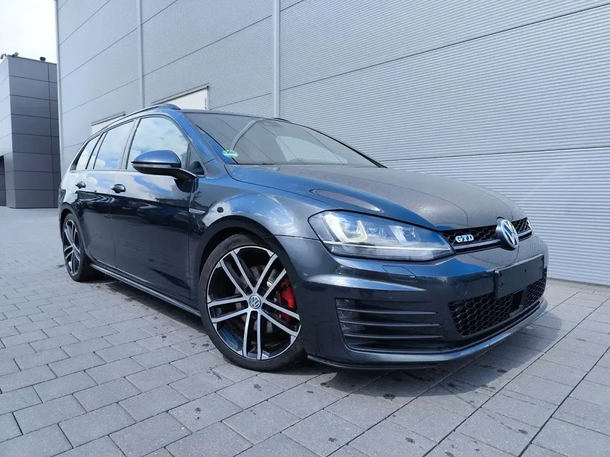 Gebraucht VW Golf VII GTD 184 PS (135 kW) 2015 Grau Kombi
