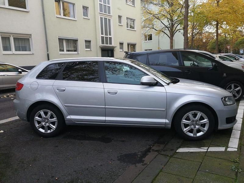 Gebraucht Audi A3 125 PS (91 kW) 2009 Silber Kleinwagen