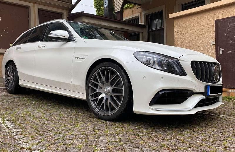 Gebraucht Mercedes C63 AMG AMG 476 PS (350 kW) 2018 Weiß Kombi