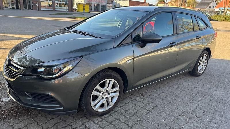 Gebraucht Opel Astra 136 PS (100 kW) 2019 Grau Kombi