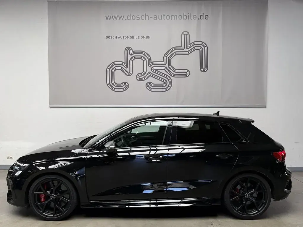 Gebraucht Audi RS3 Sport 400 PS (294 kW) 2024 Mythosschwarz Limousine
