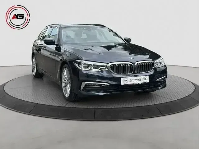 Gebraucht BMW 530 Luxury Line 265 PS (194 kW) 2019 Blau Limousine