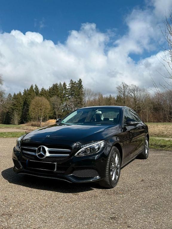 Gebraucht Mercedes C220 170 PS (125 kW) 2017 Schwarz Limousine