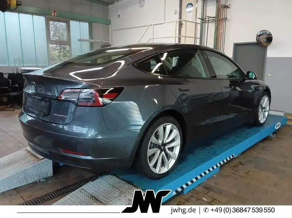 Gebraucht Tesla Model 3 366 kW (498 PS) 2022 Grau Limousine