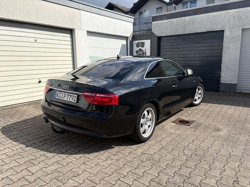 Gebraucht Audi A5 179 PS (131 kW) 2009 Schwarz Coupé