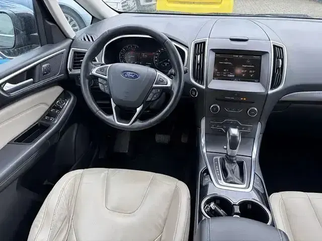 Gebraucht Ford S-MAX Titanium 150 PS (110 kW) 2015 Schwarz Van / Kleinbus