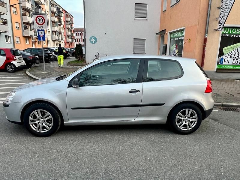 Gebraucht VW Golf V 2007 Silber Limousine