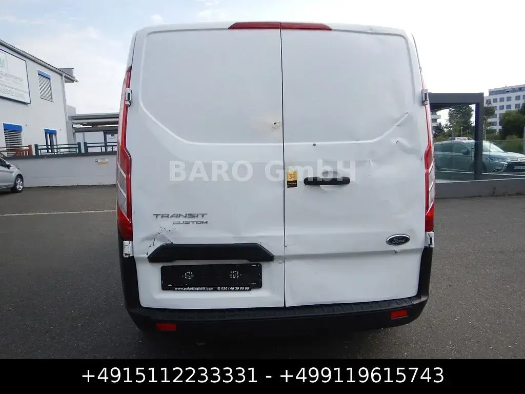 Second-hand Ford Transit Custom 105 CP (77 kW) 2019 Alb Monovolum