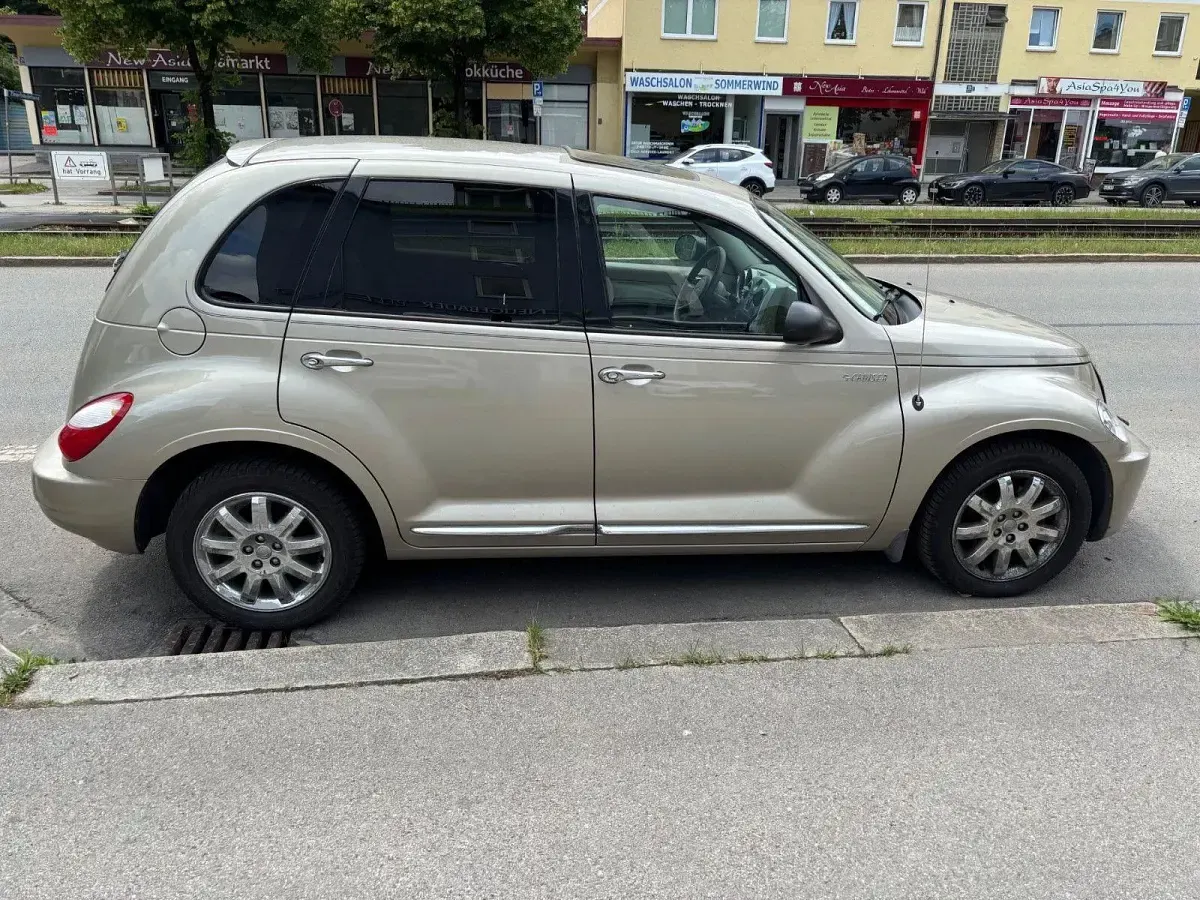 Gebraucht Chrysler PT Cruiser Limited 143 PS (105 kW) 2006 Gold Van / Kleinbus