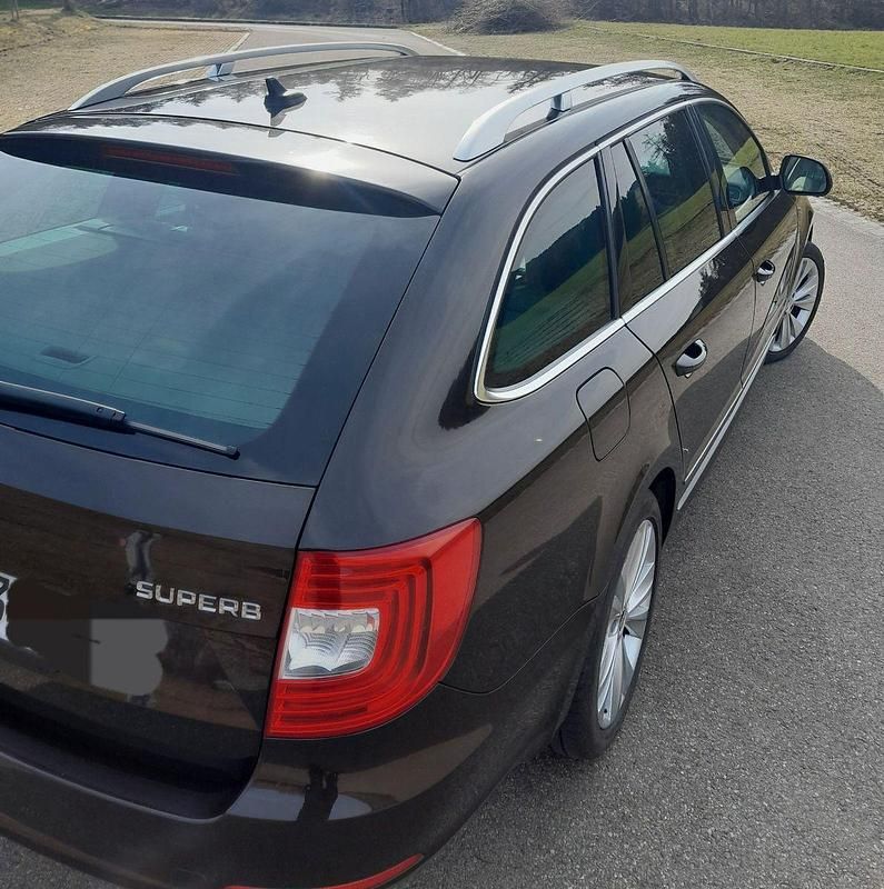 Gebraucht Skoda Superb Elegance 170 PS (125 kW) 2014 Braun Limousine
