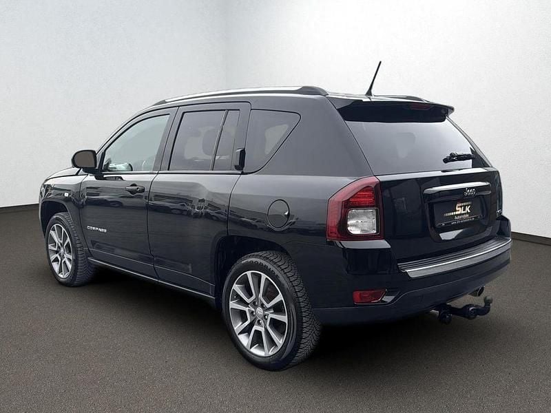 Gebraucht Jeep Compass Limited 170 PS (125 kW) 2016 Schwarz SUV