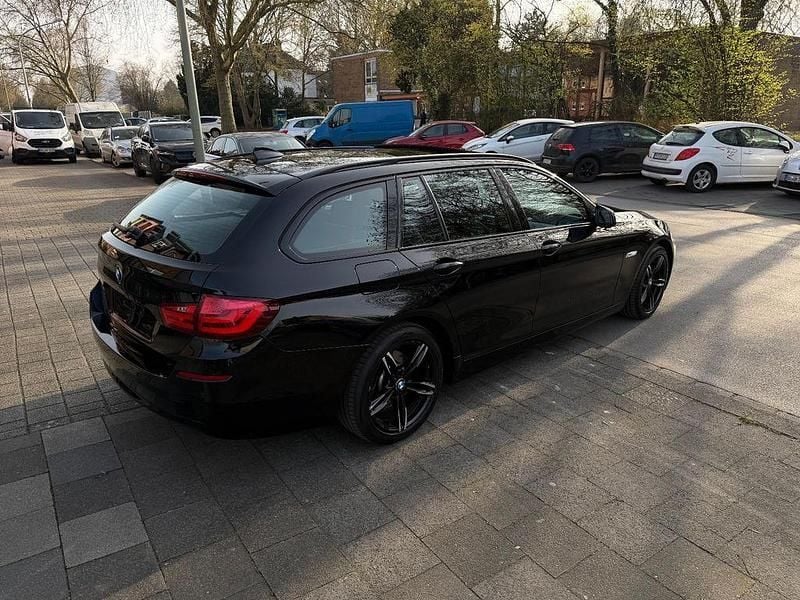 Gebraucht BMW 525 218 PS (160 kW) 2013 Schwarz Kombi