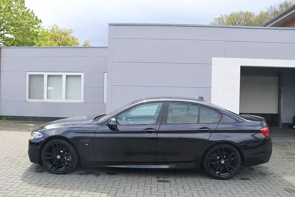 Brugt BMW M550 Performance 381 HK (280 kW) 2013 Sort Sedan