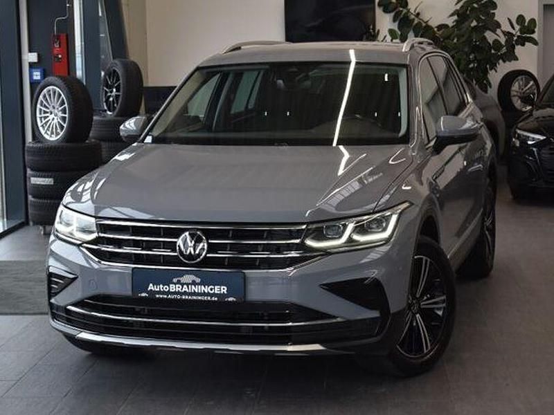Grau Gebraucht 2021 VW Tiguan Elegance SUV | 27.550 € (Guter Preis) - Bild 1/4