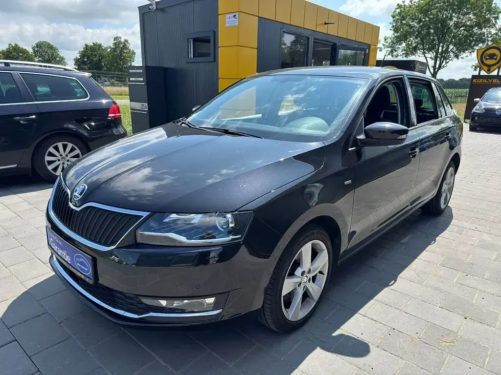Gebraucht Skoda Rapid Clever 110 PS (80 kW) 2019 Schwarz Kleinwagen