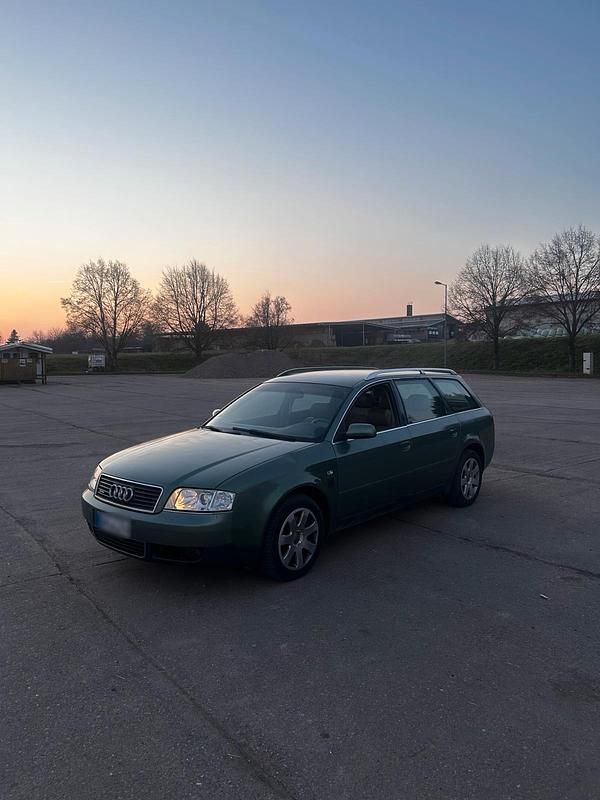 Gebraucht Audi A6 170 PS (125 kW) 2002 Grün Kombi