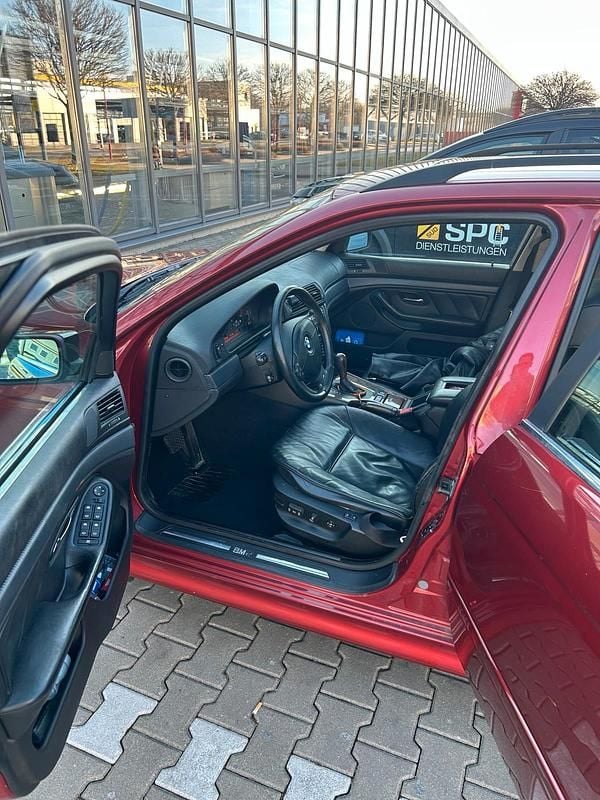 Gebraucht BMW 530 204 PS (150 kW) 2000 Rot Kombi