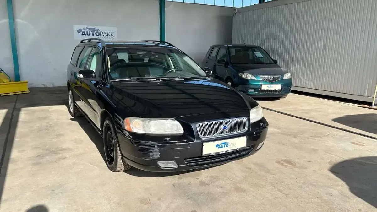 Gebraucht Volvo V70 163 PS (119 kW) 2006 Schwarz Kombi