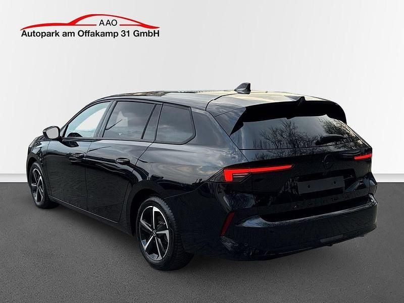Gebraucht Opel Astra 131 PS (96 kW) 2024 Karbon schwarz Kombi