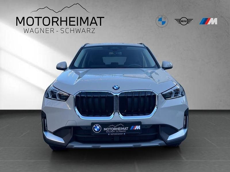 Neu BMW X1 170 PS (125 kW) 2025 Grau SUV