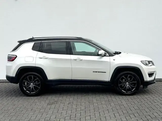 Gebraucht Jeep Compass Opening Edition 170 PS (125 kW) 2017 Weiß SUV