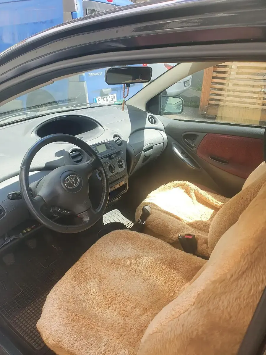 Gebraucht Toyota Yaris 65 PS (47 kW) 2005 Kleinwagen